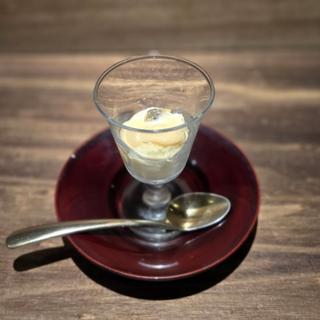 バニラアイス(エナミ)