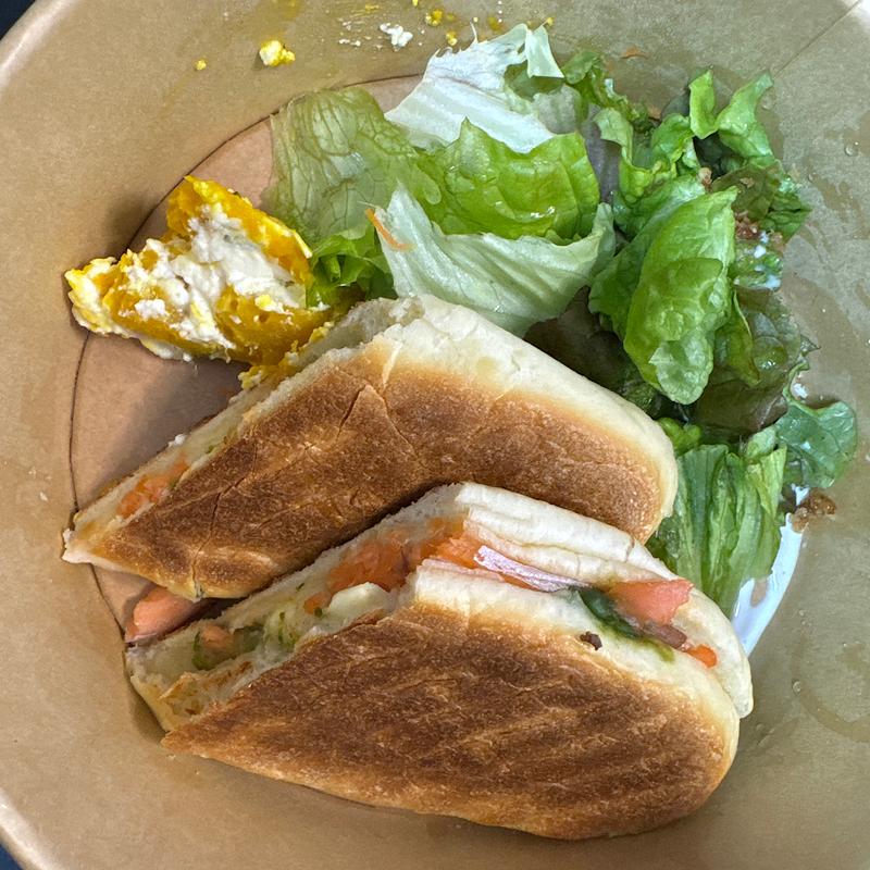 今月のパニーニ(HATTO COFFEE)