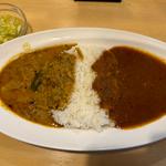 ダブルのせカレー(チキン＆スラキチ)