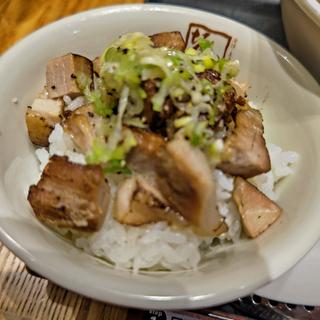 ミニねぎ塩炙り焼豚ご飯(喜多方ラーメン 坂内 石川町店)