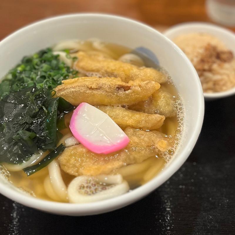 ゴボ天うどん(博多うどん酒場 イチカバチカ恵比寿店)