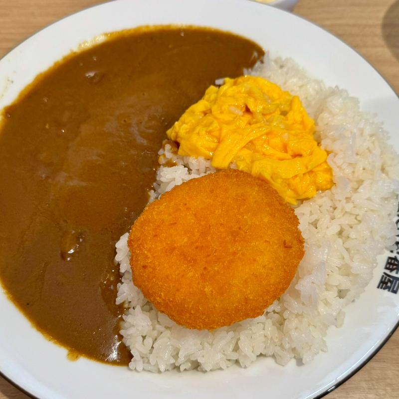 ビーフカレー＋カニコロ＋ハーフスクランブルエッグ(CoCo壱番屋 加須愛宕店)