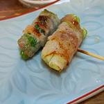 肉巻き 九条ねぎ(串焼きこはる たべもの横丁店)