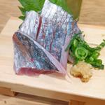 真あじ刺し