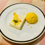 ディナーコース　デザート盛り合わせ
