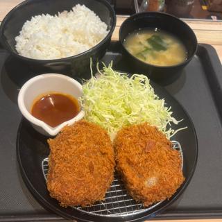 国産黒毛和牛x国産豚メンチかつ定食(松のや 中野坂上店)