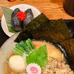 黒炭稲荷寿司(中華蕎麦きつね)