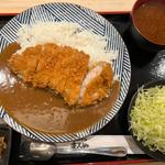 カツカレー(とんかつ まるや 田町店)