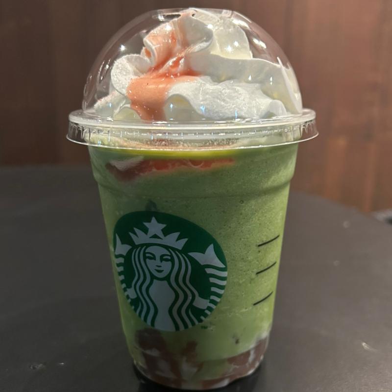 抹茶と桜わらびもち フラペチーノ(スターバックスコーヒー くずは美咲店 （STARBUCKS COFFEE）)