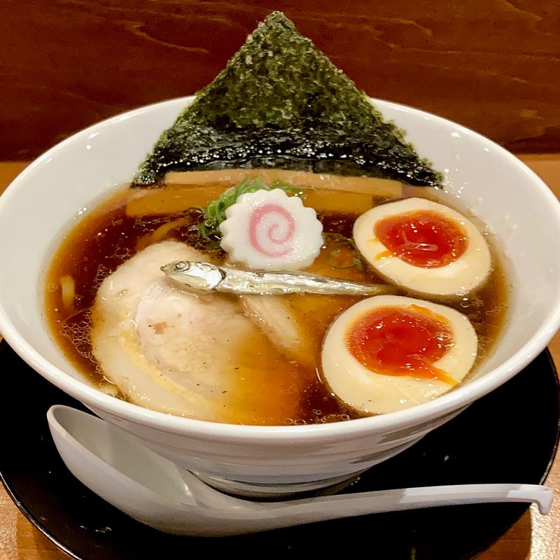 三段仕込み醤油らーめん(ほんだめん。)