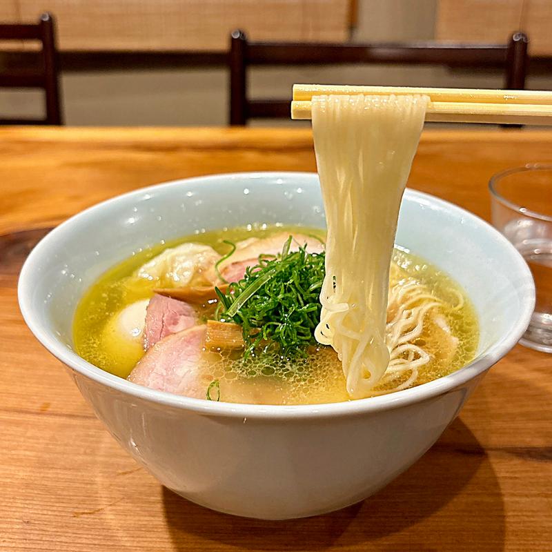 特製(豚チャーシュー)塩そば(細麺)(中華そば しば田)