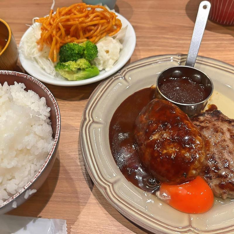 龍のたまごハンバーグセット(米とデミグラス 三宮店)