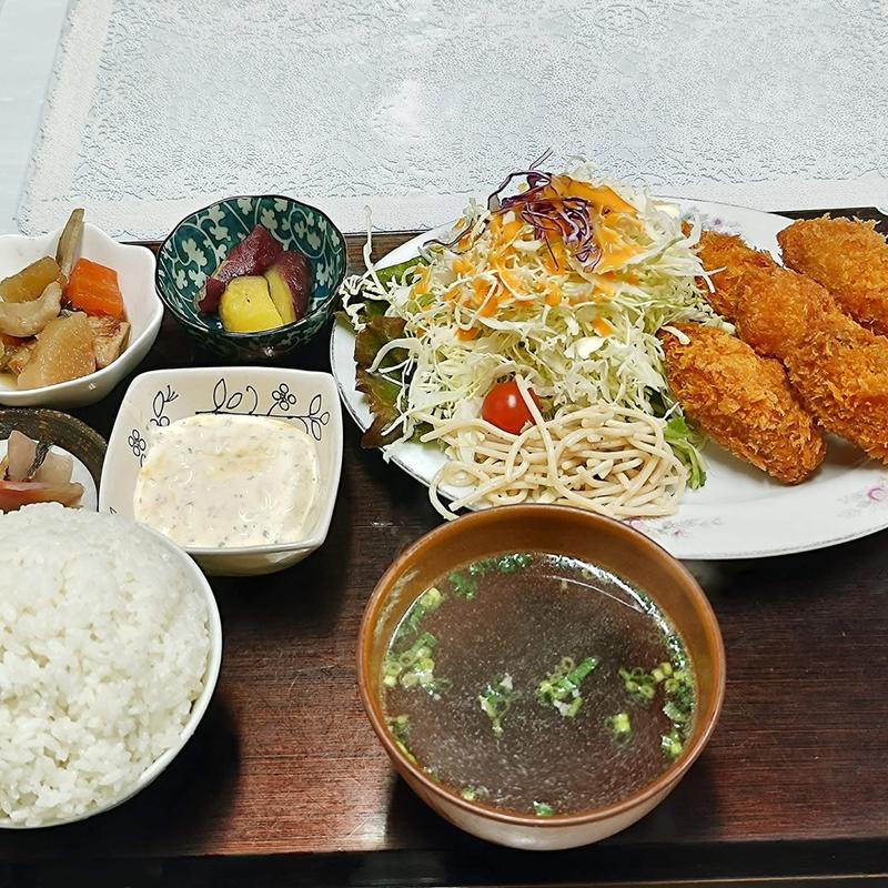 牡蠣フライ定食(花藤食堂)