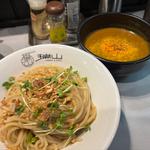 焦がしチーズのカレーつけ麺 (中華蕎麦 瑞山)