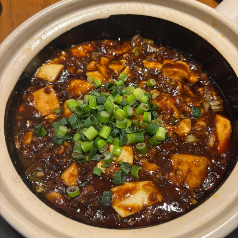 四川式土鍋黒麻婆豆腐(華菜樓 ルミネ新宿店)