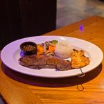 サーロインステーキ＆グリルシュリンプ(アウトバック ステーキハウス 梅田店（OUTBACK STEAKHOUSE）)