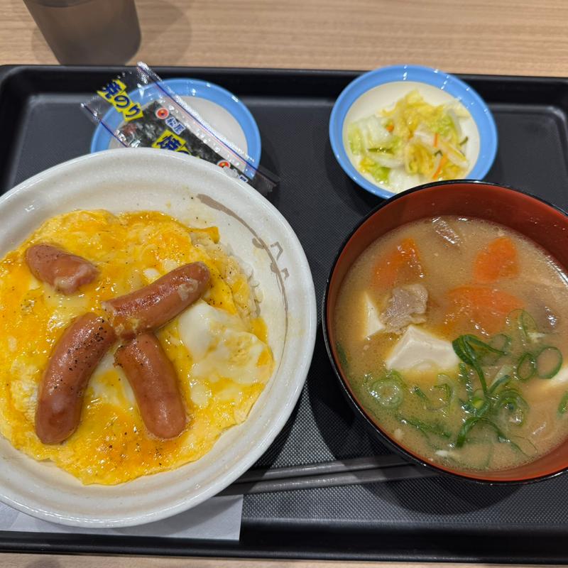 玉子ソーセージ丼＋豚汁(松屋 新宿3丁目店 )
