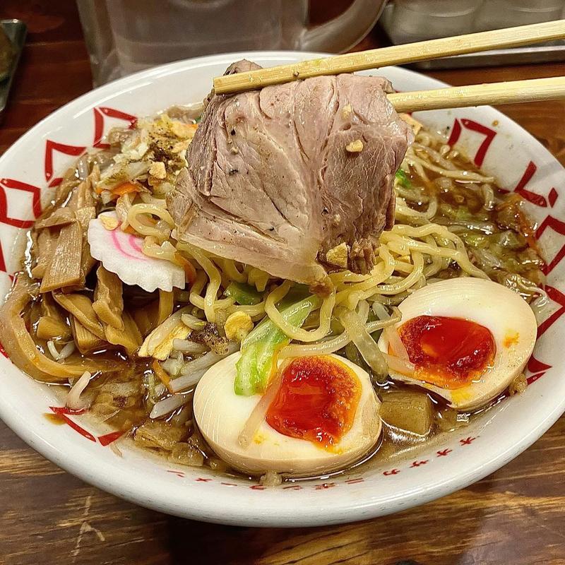 五郎系ニンニク背脂煮干し 大盛り(煮干しらーめん玉五郎 天満本店)