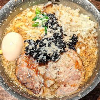 味玉背脂中華そば 大盛 中脂 味濃いめ 玉ねぎ(背脂中華そば 福鳳)
