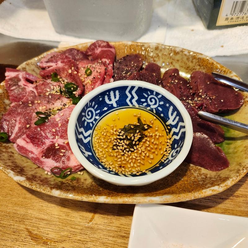 レバー　タン塩(肉屋文月 千五百べろ)