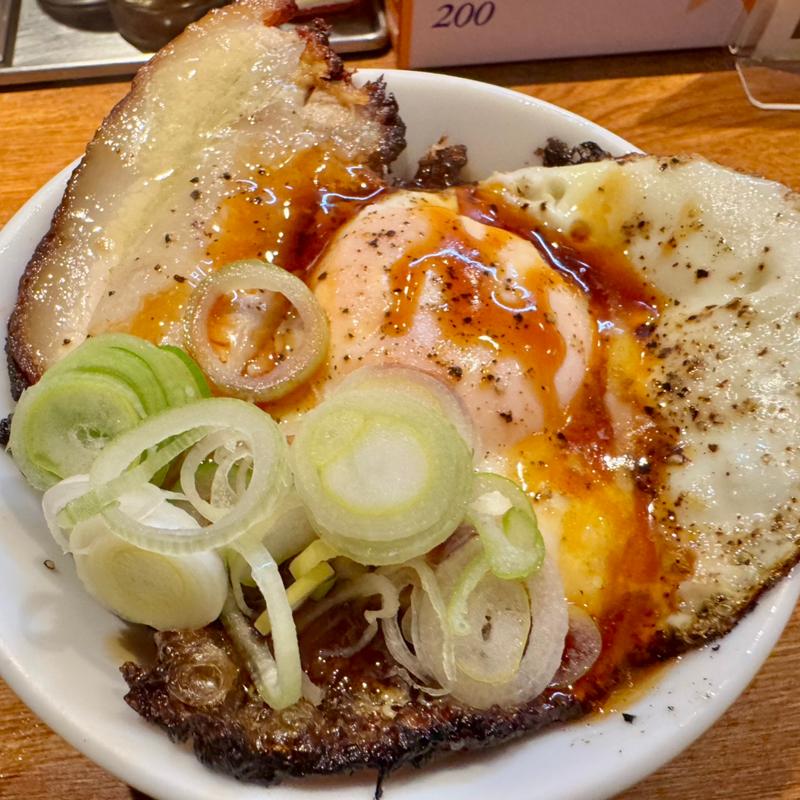 チャーシューエッグ丼(小)(つけ麺Ｒ＆Ｂ)