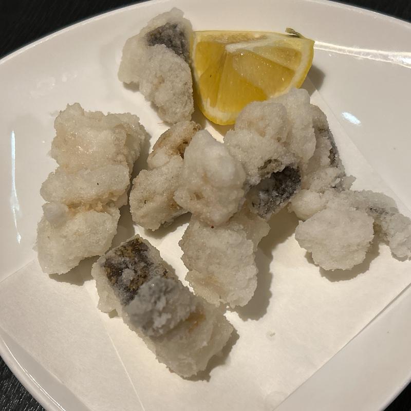ウツボの唐揚げ(黒潮豪商播磨屋)