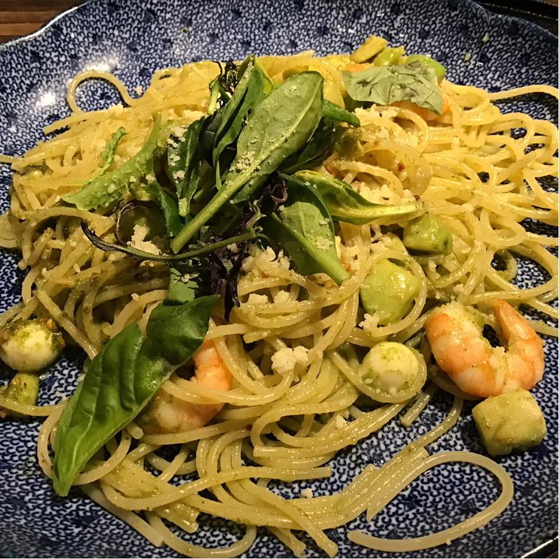 海老とアボカドとモッツァレラチーズのジェノベーゼ(洋麺屋五右衛門仙台吉成店)