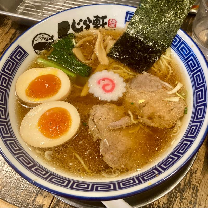 支那そば(濃口醤油) 味玉入り(らーめん くじら軒 横浜本店 )