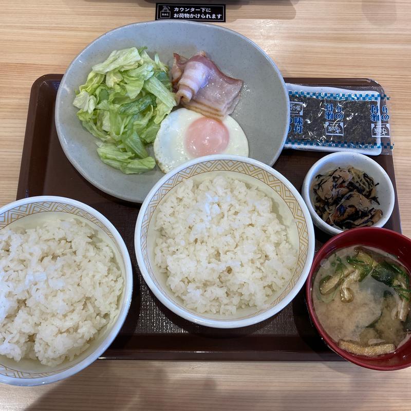 ベーコンエッグ定食+並ライス(すき家 気仙沼幸町店)