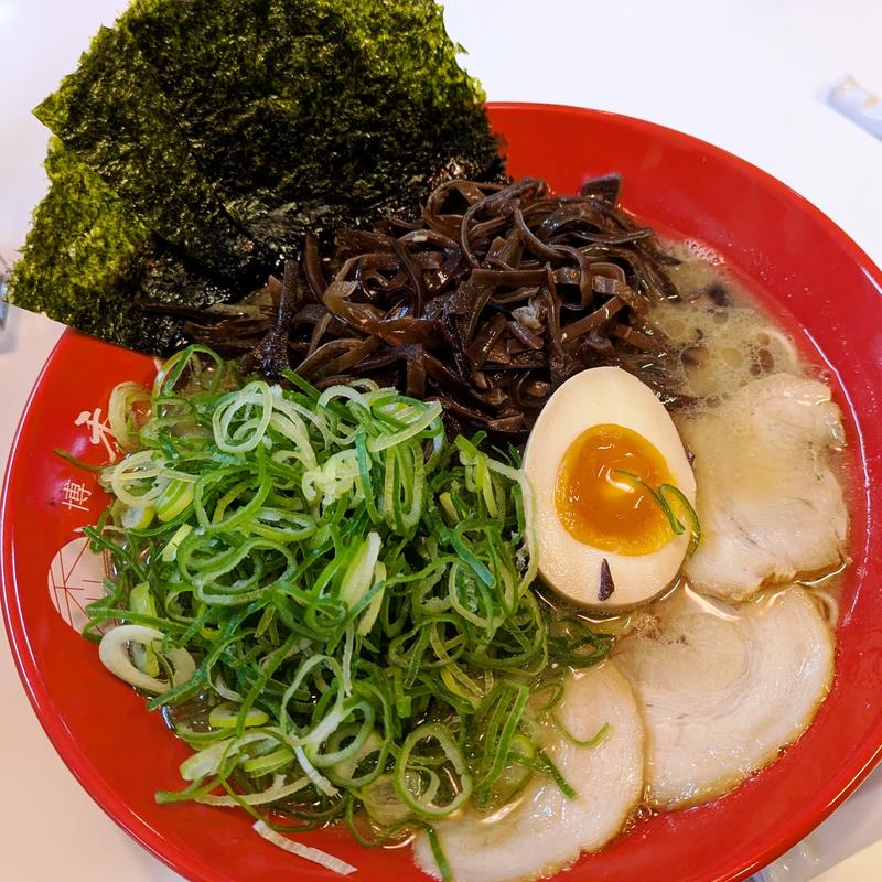 禿鷹ラーメン(博多禿鷹 多摩川店)