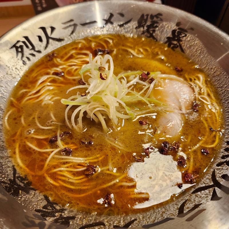 しびれ烈火ラーメン(烈火ラーメン暖暮 那覇開南店)