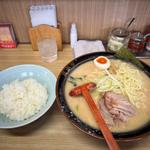 味噌チャーシュー中　ライス(ラーメン青木亭)