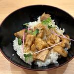 炙りチャーシュー丼(焼きあご塩らー麺 たかはし 越谷レイクタウン店)
