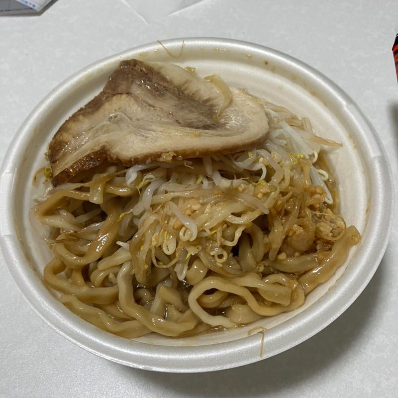 とみ田監修デカ豚ラーメン(㈱セブン-イレブン･ジャパン 本社)