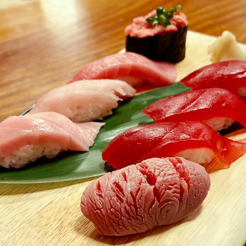 鮪づくしにぎり定食(本家鮪屋 伊豆高原本店 )