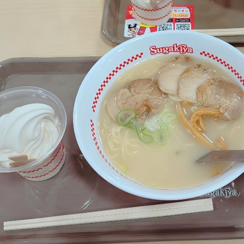 Bセット（肉入りラーメン+カップソフトクリーム）(スガキヤ 高槻イオン店 )