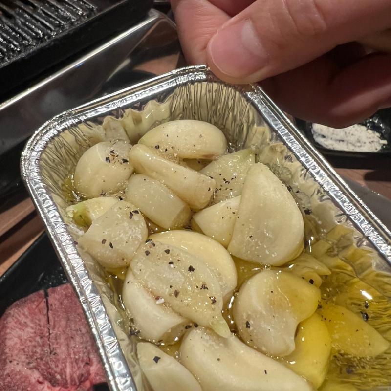 ニンニクバターホイル焼き(焼肉 縁)