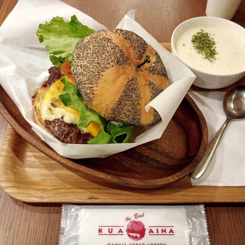 BBQ厚切りチェダーチーズ(クアアイナ 神田駿河台店 （KUA ’AINA）)