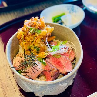 こだわり丼(茶寮 右京)
