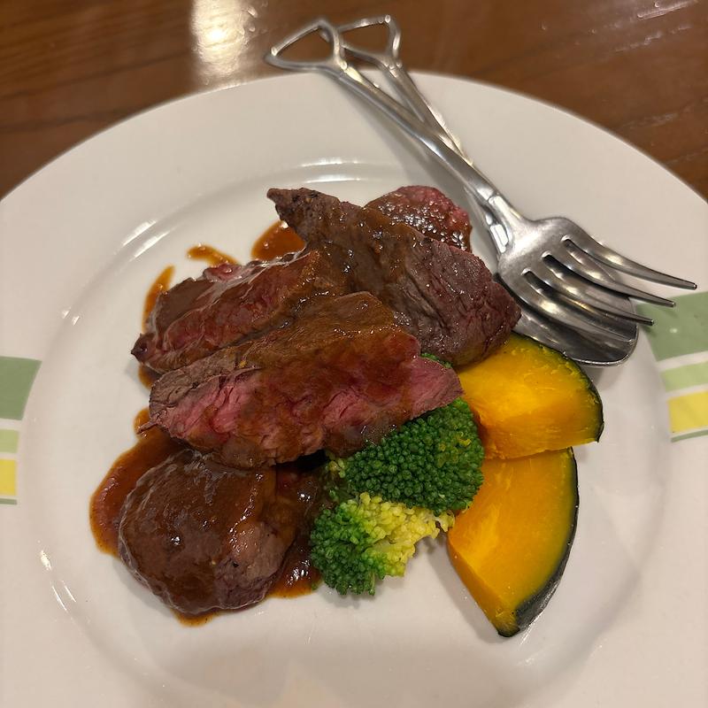 牛ハラミ肉のロースト(Bistroフルフル （Fleu Fleu）)