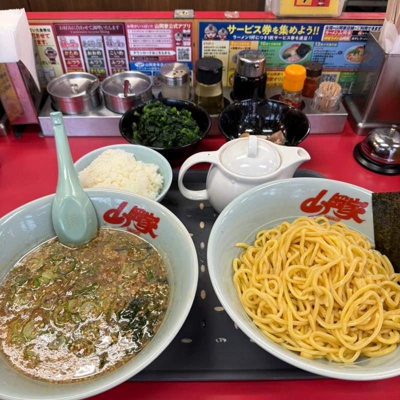 味噌つけ麺　半ライス ほうれん草　コロチャー(ラーメン山岡家 越谷レイクタウン店)