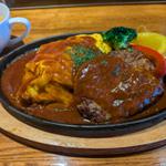 懐かしのあつあつ鉄板オムバーグ