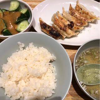 餃子➕ライスセット　プラスきゅうり(原宿餃子樓 グランツリー武蔵小杉店)