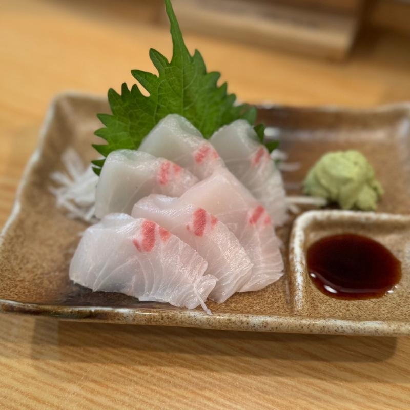 黒鯛刺身(やきとり酒蔵 庄助本店)