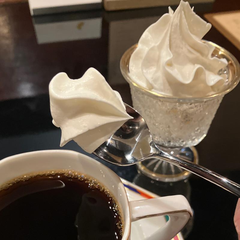 ウィンナコーヒー(喫茶リエート)