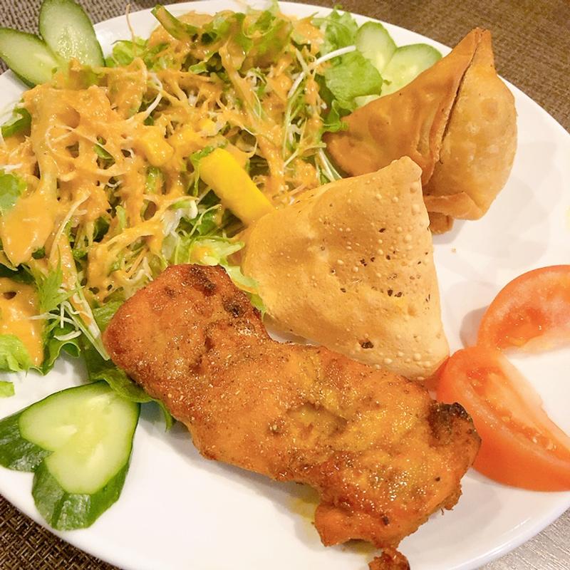 前菜サラダ（ラージセット）(ラージカレー 西広島店)