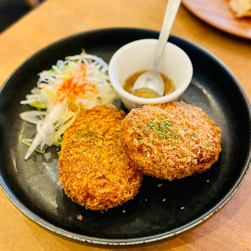 牛タンコロッケ(吉祥寺 八百屋バル)