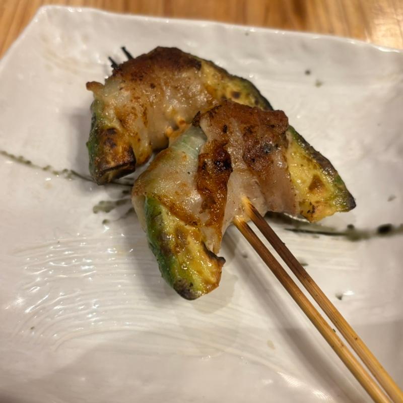 アボカドチーズ巻き(野菜巻き串と餃子 まきんしゃい 天神店)