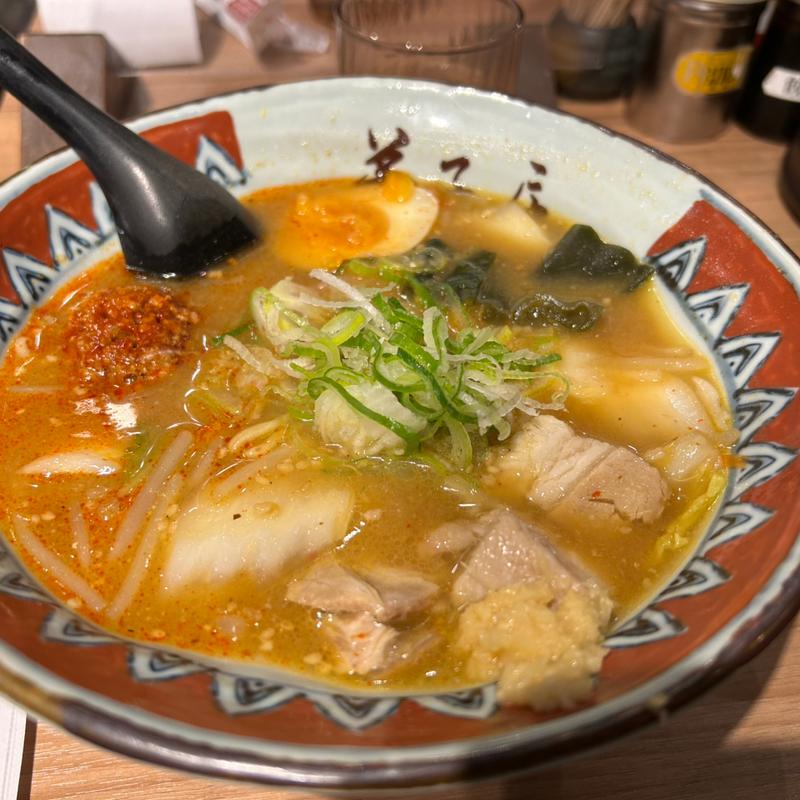 弟子屈味噌・辛味噌(弟子屈ラーメン 新千歳空港店)