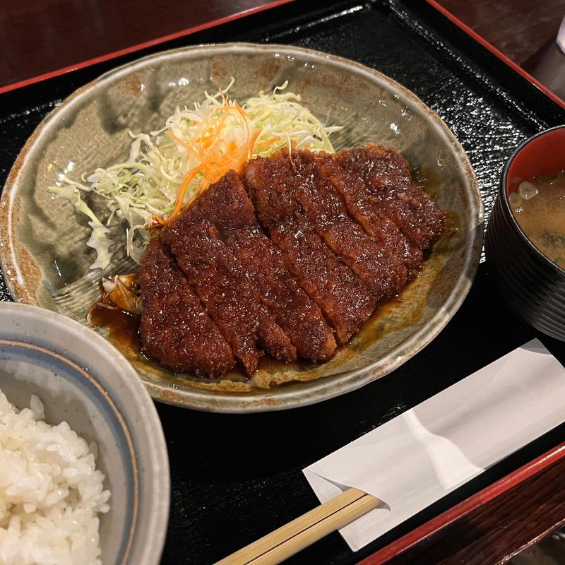 ロースカツ定食(名古屋名物 名古屋丸八食堂 )